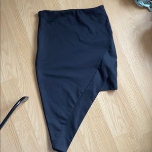 Asymmetrical skirt